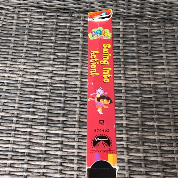 Dora the Explorer Swing Into Action VHS Tape Nick JR 2001 - Picture 3 of 7